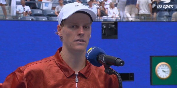 333体育|电竞-官方网站-辛纳：今天我和波佩林的发球都不太好，但我的接二发很好