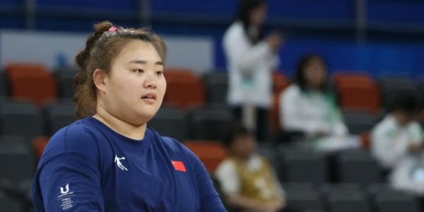 333体育|电竞-官方网站-正式官宣！中国篮坛顶级中锋完成转会，离开北京首钢，加盟上海