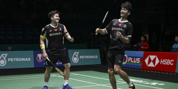 333体育|电竞-官方网站-“雅思”、李诗沣意外败北，四强争夺战有冷门有惊喜