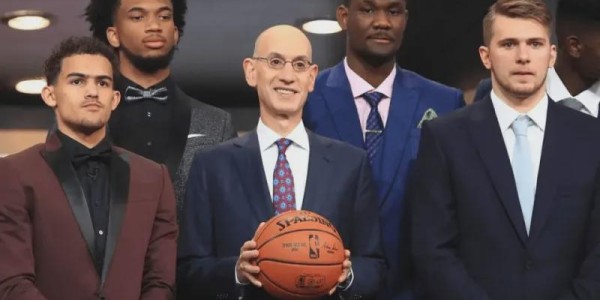 333体育|电竞-官方网站-迪瓦茨愿重回过去，倾尽所有选择东契奇！